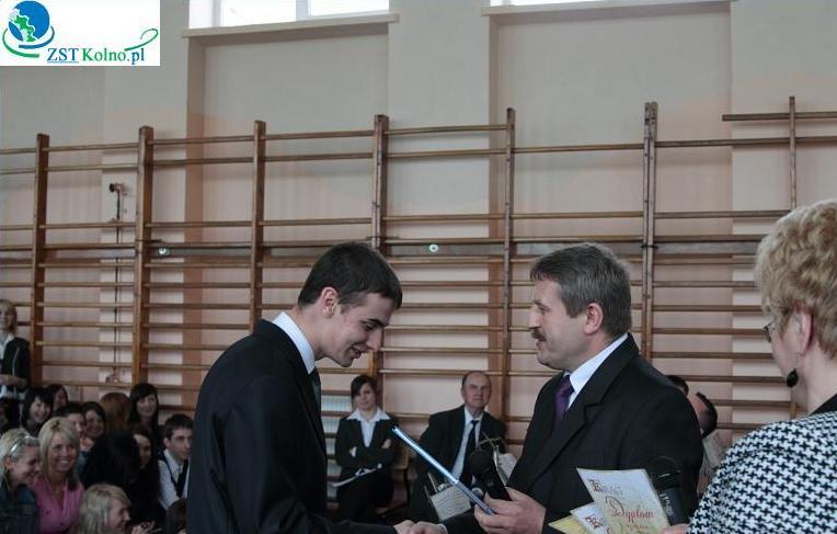 Po�egnanie klas maturalnych oraz uroczysto�� 3 maja w ZST w Kolnie rok szkolny 2009/2010
 autor: ZST Kolno, LO Kolno, LP Kolno 