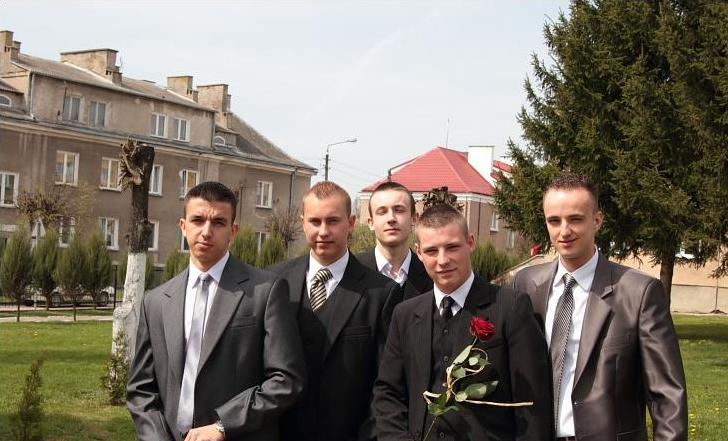 Po�egnanie klas maturalnych oraz uroczysto�� 3 maja w ZST w Kolnie rok szkolny 2009/2010
 autor: ZST Kolno, LO Kolno, LP Kolno 