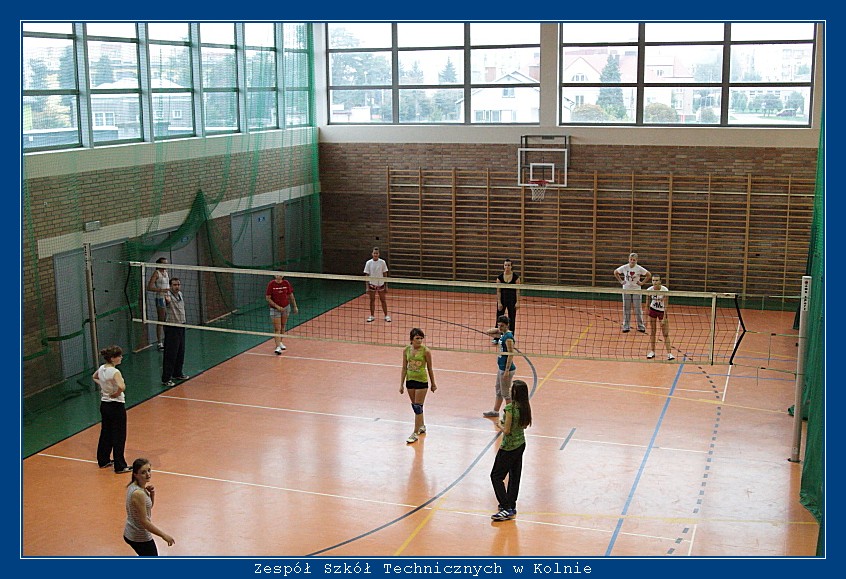 Mecz siatk�wki ZST Kolno kontra LO 'Mickiewicz' -Kolno 2010r. autor: ZST Kolno, LO Kolno, LP Kolno 