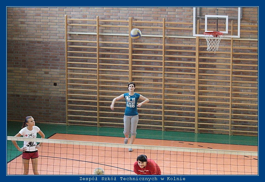 Mecz siatk�wki ZST Kolno kontra LO 'Mickiewicz' -Kolno 2010r. autor: ZST Kolno, LO Kolno, LP Kolno 