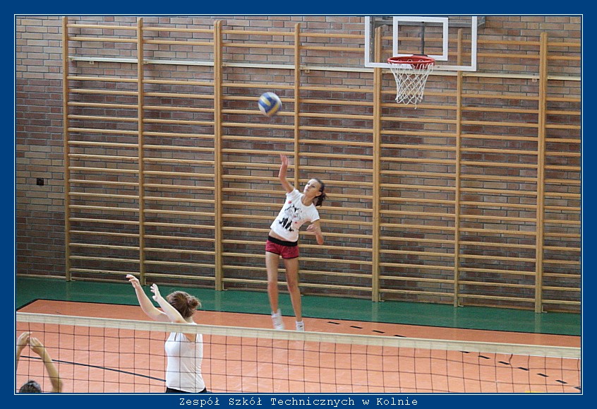 Mecz siatk�wki ZST Kolno kontra LO 'Mickiewicz' -Kolno 2010r. autor: ZST Kolno, LO Kolno, LP Kolno 
