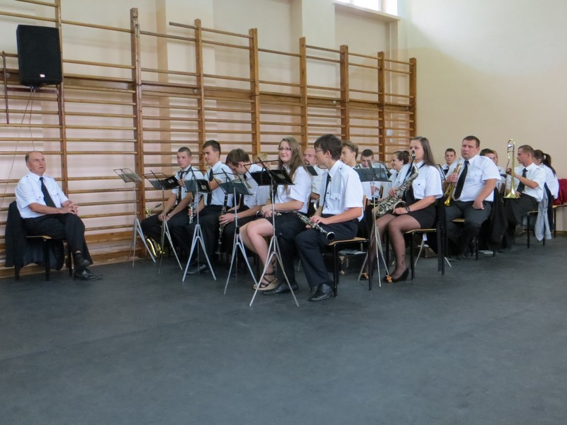 Rozpocz�cie roku szkolnego 2013-2014 II Liceum Og�lnokszta�c�ce im. Kardyna�a Stefana Wyszy�skiego autor: ZST Kolno, LO Kolno, LP Kolno 