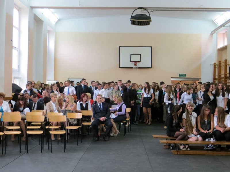 Rozpocz�cie roku szkolnego 2013-2014 Technikum im. Kardyna�a Stefana Wyszy�skiego autor: ZST Kolno, LO Kolno, LP Kolno 