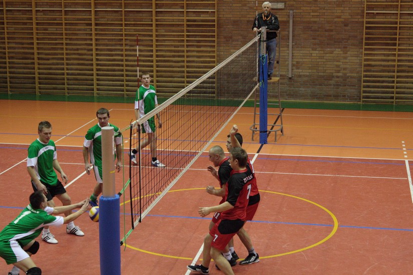 III Edycja Powiatowych Rozgrywek Pi�ki Siatkowej mecz ZST Kolno - Ma�y P�ock 2008r.
 autor: ZST Kolno, LO Kolno, LP Kolno 