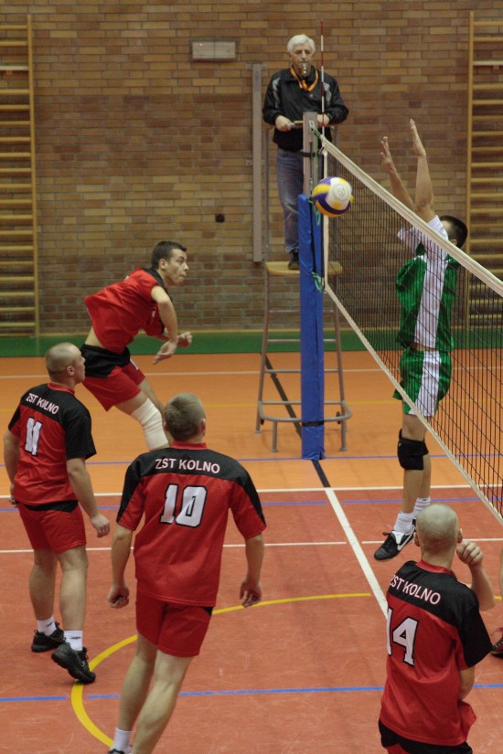III Edycja Powiatowych Rozgrywek Pi�ki Siatkowej mecz ZST Kolno - Ma�y P�ock 2008r.
 autor: ZST Kolno, LO Kolno, LP Kolno 