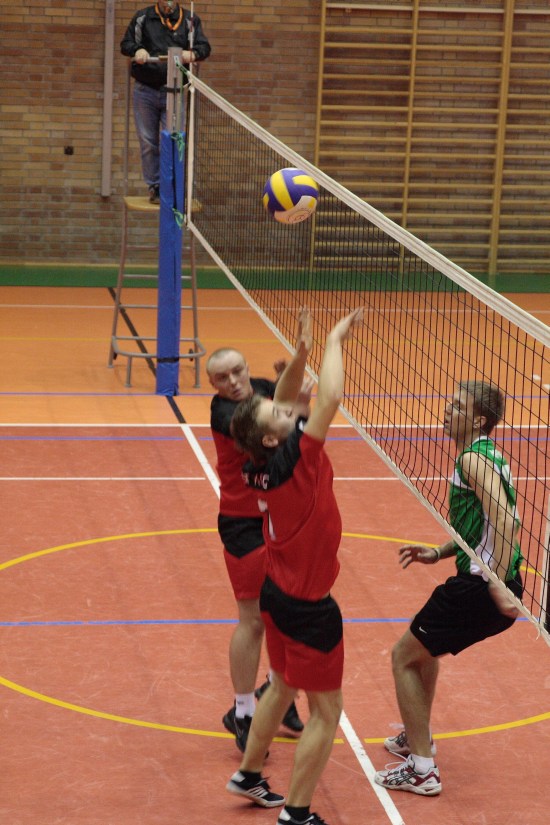 III Edycja Powiatowych Rozgrywek Pi�ki Siatkowej mecz ZST Kolno - Ma�y P�ock 2008r.
 autor: ZST Kolno, LO Kolno, LP Kolno 
