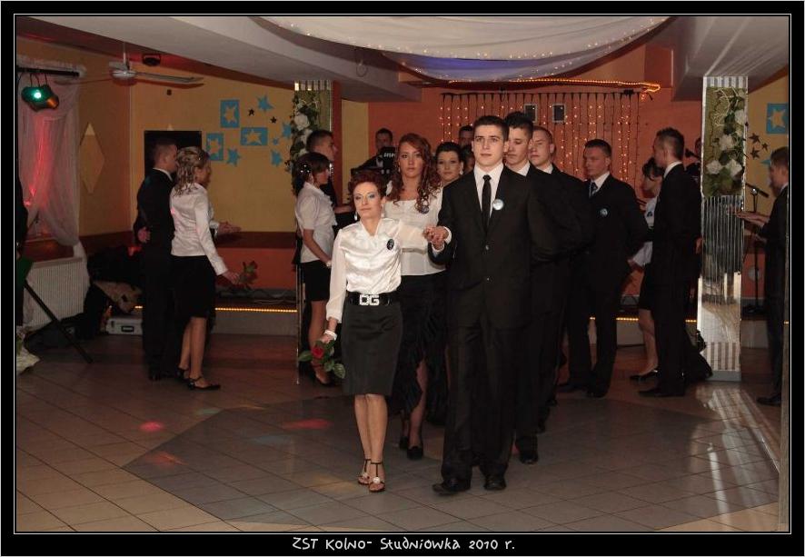 Studni�wka w ZST w Kolnie 2010 r.

 autor: ZST Kolno, LO Kolno, LP Kolno 