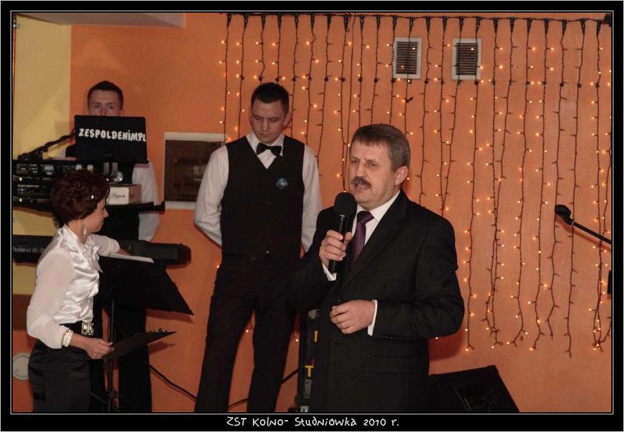 Studni�wka w ZST w Kolnie 2010 r.

 autor: ZST Kolno, LO Kolno, LP Kolno 