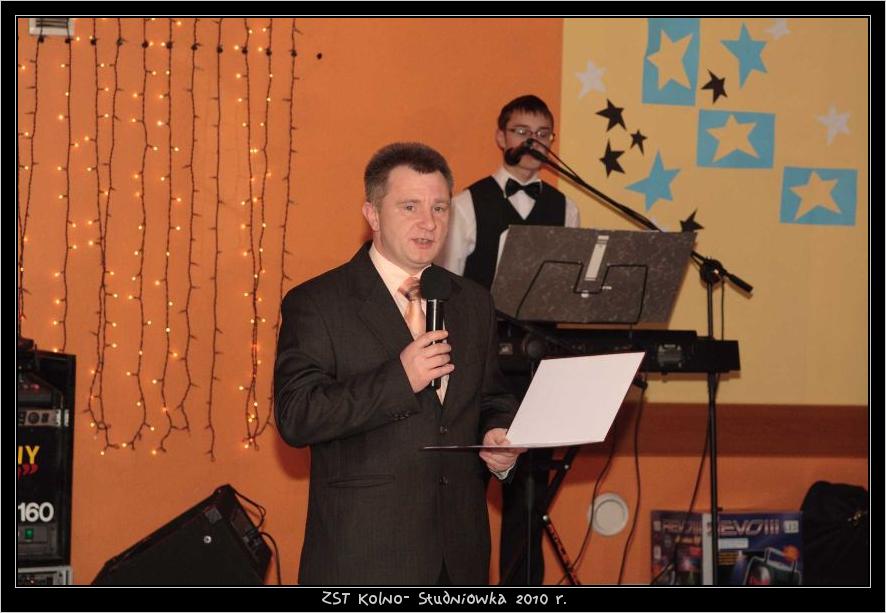 Studni�wka w ZST w Kolnie 2010 r.

 autor: ZST Kolno, LO Kolno, LP Kolno 