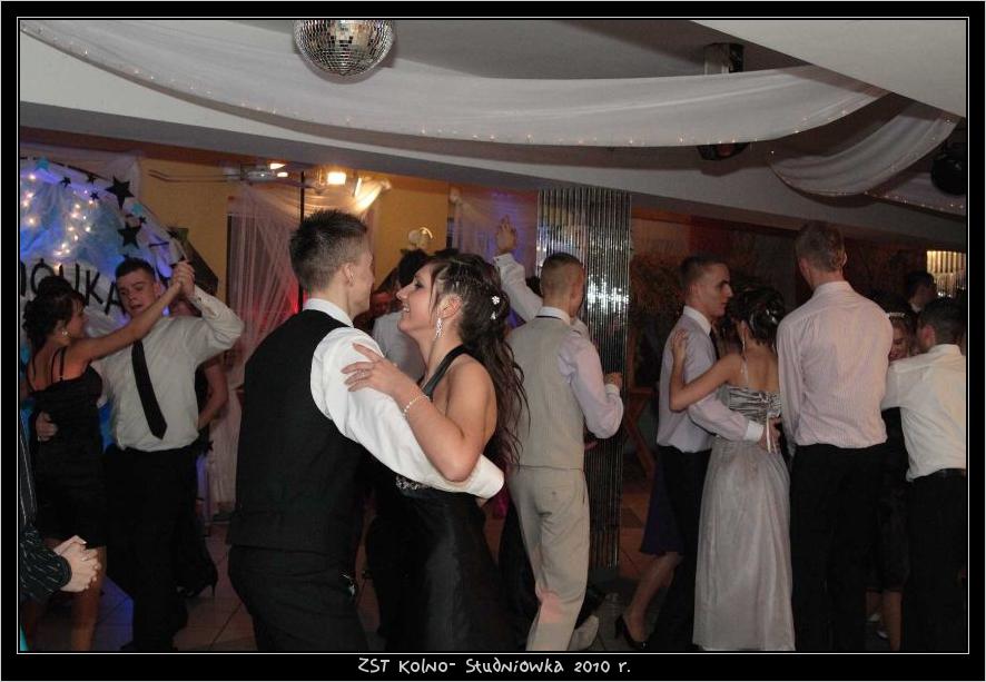 Studni�wka w ZST w Kolnie 2010 r.

 autor: ZST Kolno, LO Kolno, LP Kolno 