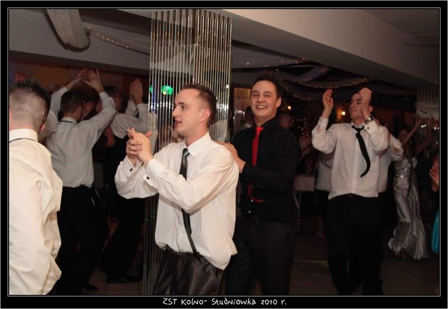 Studni�wka w ZST w Kolnie 2010 r.

 autor: ZST Kolno, LO Kolno, LP Kolno 