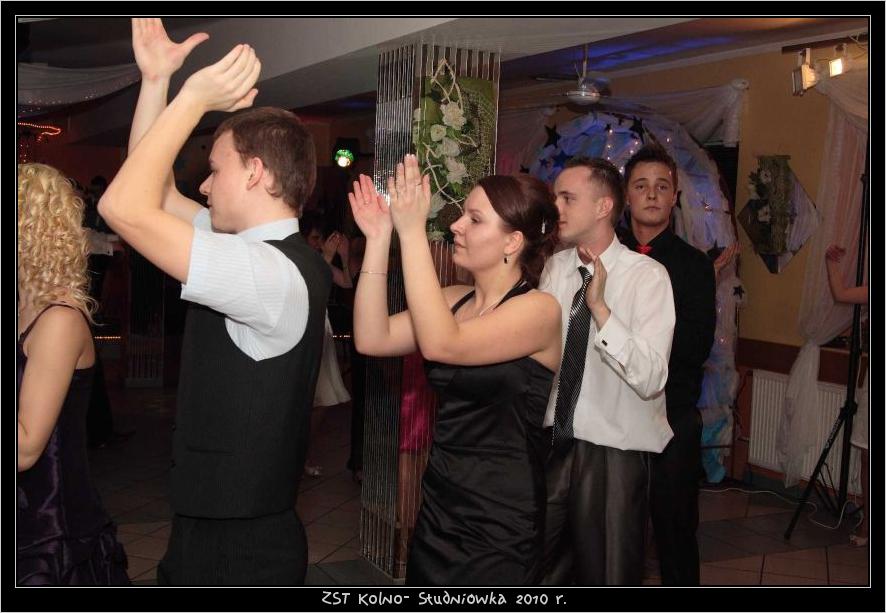 Studni�wka w ZST w Kolnie 2010 r.

 autor: ZST Kolno, LO Kolno, LP Kolno 