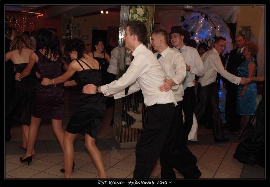 Studni�wka w ZST w Kolnie 2010 r.

 autor: ZST Kolno, LO Kolno, LP Kolno 