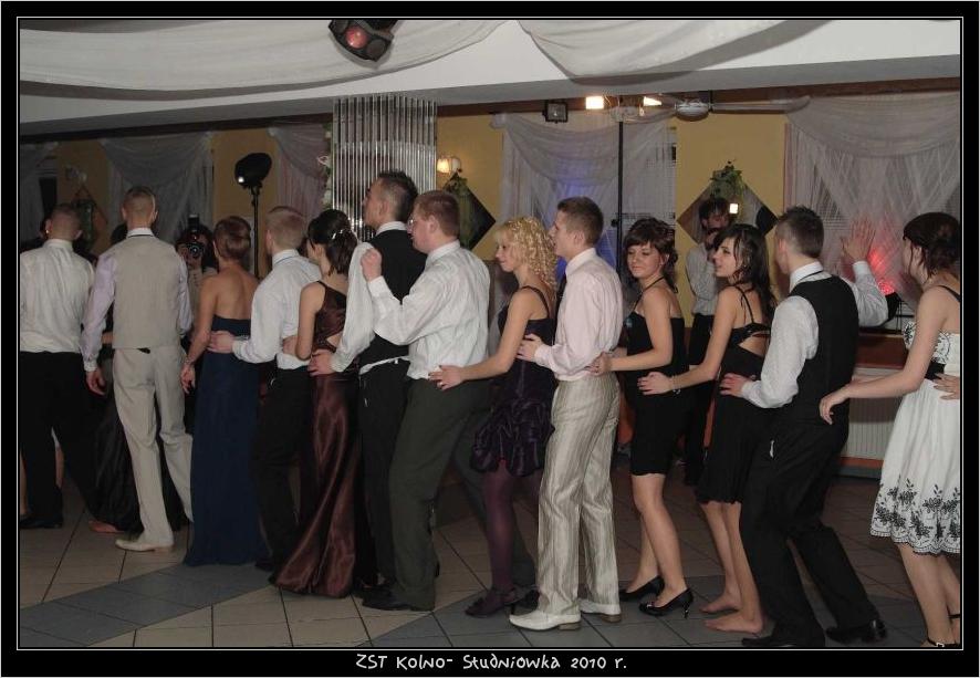 Studni�wka w ZST w Kolnie 2010 r.

 autor: ZST Kolno, LO Kolno, LP Kolno 