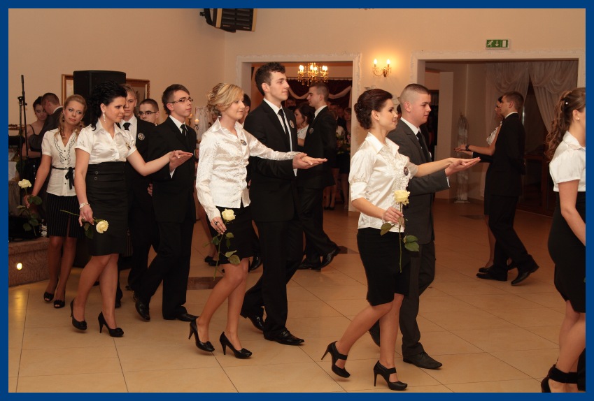 Studni�wka Zespo�u Szk� Technicznych w Kolnie 2011r.
 autor: ZST Kolno, LO Kolno, LP Kolno 