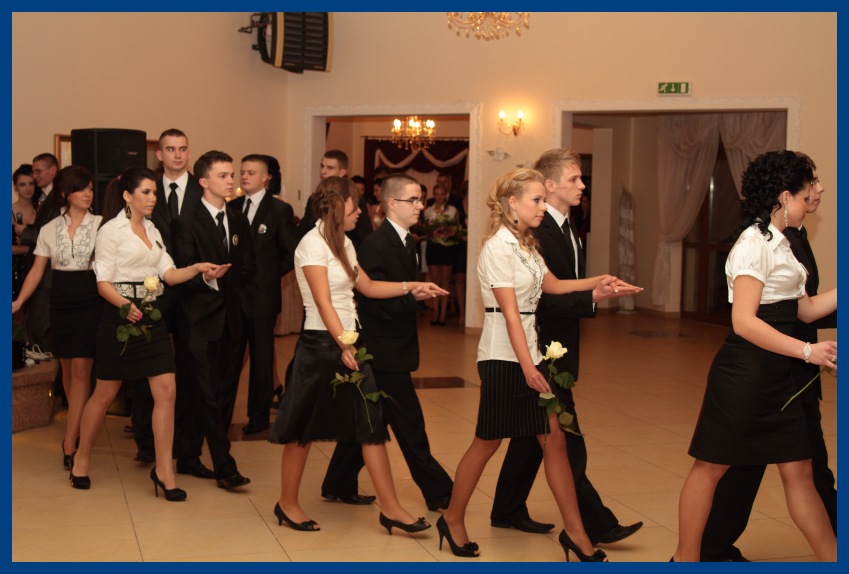 Studni�wka Zespo�u Szk� Technicznych w Kolnie 2011r.
 autor: ZST Kolno, LO Kolno, LP Kolno 