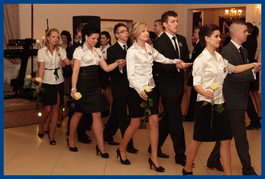 Studni�wka Zespo�u Szk� Technicznych w Kolnie 2011r.
 autor: ZST Kolno, LO Kolno, LP Kolno 