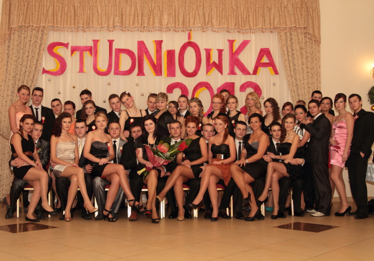 Studni�wka Zespo�u Szk� Technicznych w Kolnie 2012r.
 autor: ZST Kolno, LO Kolno, LP Kolno 