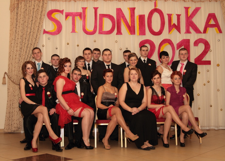 Studni�wka Zespo�u Szk� Technicznych w Kolnie 2012r.
 autor: ZST Kolno, LO Kolno, LP Kolno 