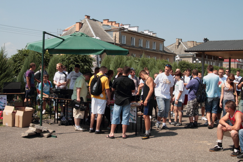 III Mi�dzyszkolne Mistrzostwa w Wyciskaniu Sztangi Le��c autor: ZST Kolno, LO Kolno, LP Kolno 